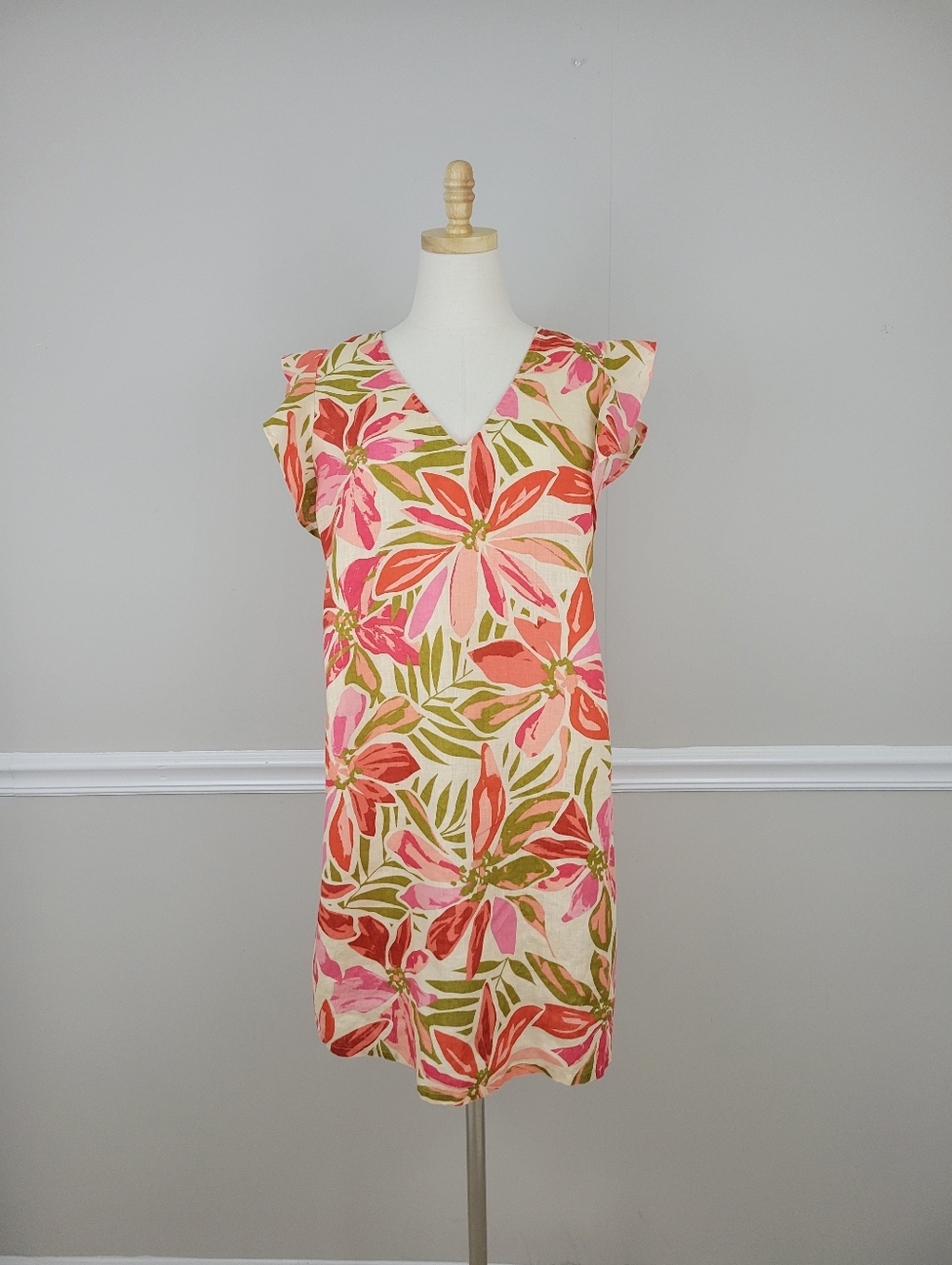 Nicole Miller Coral and Pink Floral V-Neck  Linen Dress